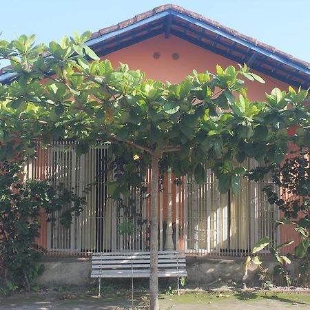 Ubatuba Surf Spot Bed & Breakfast Exterior photo