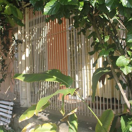 Ubatuba Surf Spot Bed & Breakfast Exterior photo