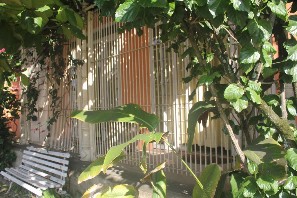 Ubatuba Surf Spot Bed & Breakfast Exterior photo